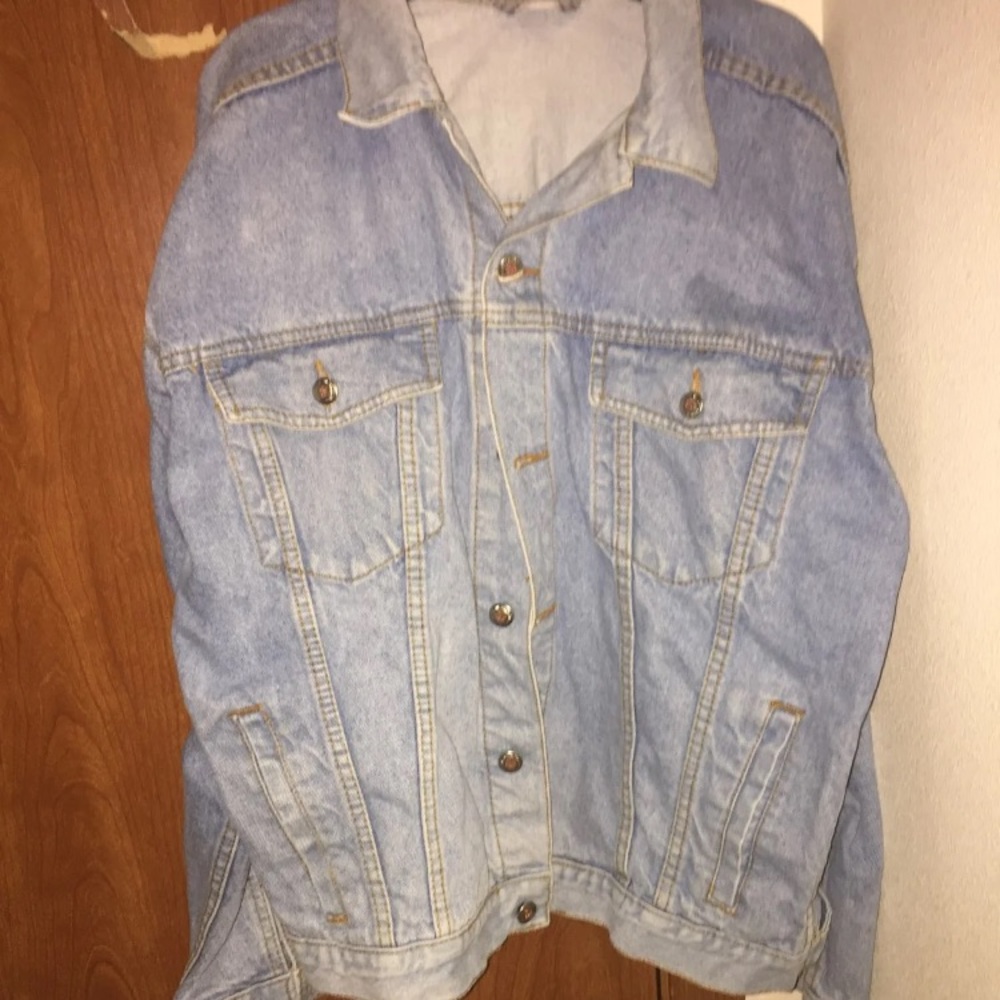 Light wash Jean jacket